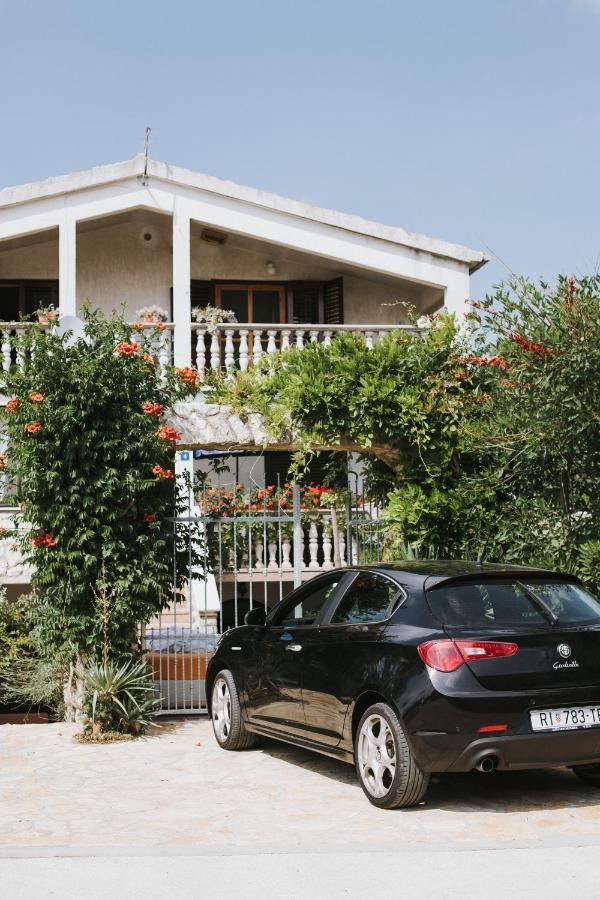 Apartments Marinka Biograd Na Moru Exterior foto